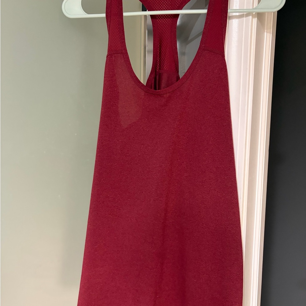 Xersion Women's Burgundy Tank Top
